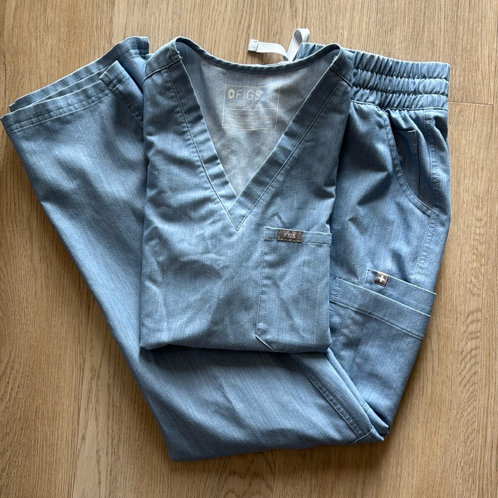 COPY - Figs technical collection scrubs high waisted small petite scubs